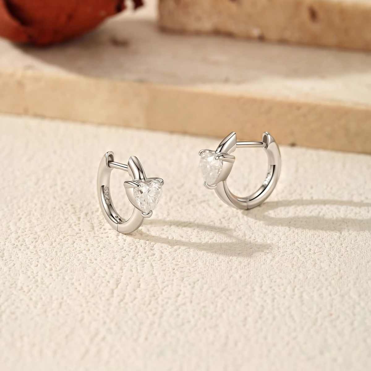 Sliver Lab Diamond Ear